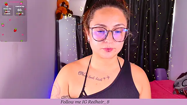 Snapshot of Rhosynn chatting on 10-24-25, 08:27 Rhosynn online show from 10-24-25, 08:27