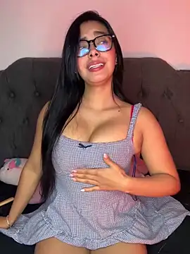 Snapshot of MiaSofia__ chatting on 11-21-25, 08:35 MiaSofia online show from 11-21-25, 08:35