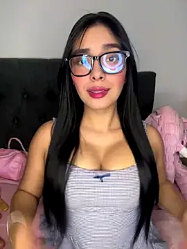 Snapshot of MiaSofia__ chatting on 12-04-25, 04:11 MiaSofia online show from 12-04-25, 04:11