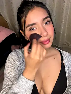 Snapshot of MiaSofia__ chatting on 12-14-25, 04:40 MiaSofia online show from 12-14-25, 04:40