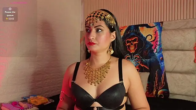 MarScarlett online show from 10-31-25, 11:22