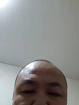 Snapshot of caige8888 chatting on 10-30-25, 12:06 caige8888 online show from 10-30-25, 12:06