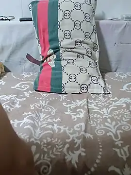 Snapshot of caige8888 chatting on 11-19-25, 10:26 caige8888 online show from 11-19-25, 10:26