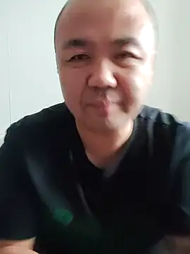 Snapshot of caige8888 chatting on 11-24-25, 01:38 caige8888 online show from 11-24-25, 01:38