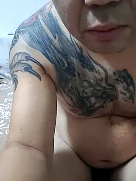 Snapshot of caige8888 chatting on 11-28-25, 01:03 caige8888 online show from 11-28-25, 01:03