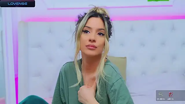 AriannaSins online show from 12-23-24, 07:41