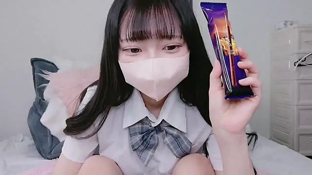 Snapshot of Mirai_oO16Oo chatting on 11-11-25, 09:20 Mirai oO16Oo online show from 11-11-25, 09:20