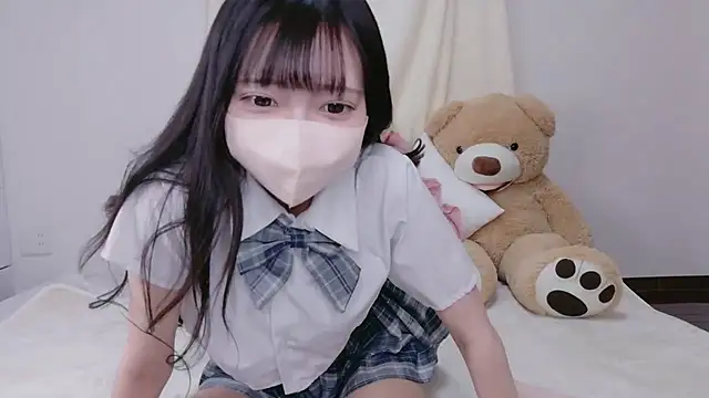 Snapshot of Mirai_oO16Oo chatting on 11-18-25, 07:35 Mirai oO16Oo online show from 11-18-25, 07:35