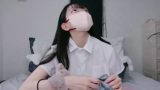 Snapshot of Mirai_oO16Oo chatting on 11-24-25, 06:24 Mirai oO16Oo online show from 11-24-25, 06:24