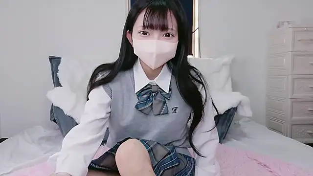 Snapshot of Mirai_oO16Oo chatting on 11-25-25, 06:57 Mirai oO16Oo online show from 11-25-25, 06:57