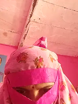 Snapshot of Rajni_cuty chatting on 10-17-25, 09:34 Rajni cuty online show from 10-17-25, 09:34