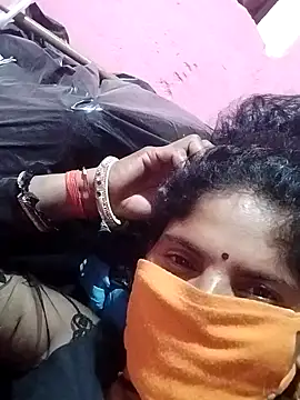 Snapshot of Rajni_cuty chatting on 10-19-25, 03:23 Rajni cuty online show from 10-19-25, 03:23