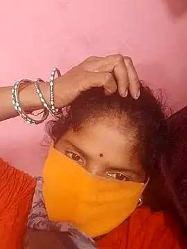 Snapshot of Rajni_cuty chatting on 10-25-25, 06:21 Rajni cuty online show from 10-25-25, 06:21