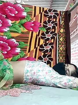 Snapshot of Rajni_chauhan chatting on 11-08-25, 09:53 Rajni chauhan online show from 11-08-25, 09:53