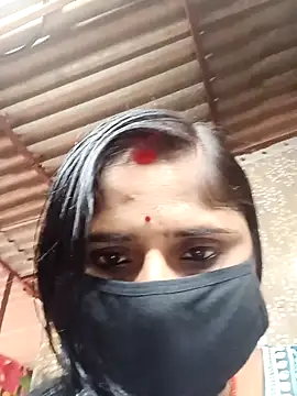 Snapshot of Rajni_chauhan chatting on 11-18-25, 10:41 Rajni chauhan online show from 11-18-25, 10:41