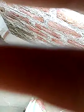 Snapshot of Rajni_chauhan chatting on 11-25-25, 09:42 Rajni chauhan online show from 11-25-25, 09:42