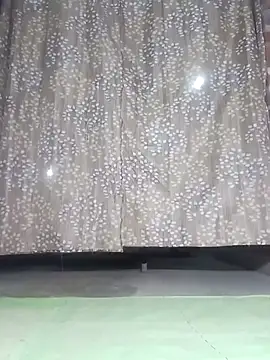 Snapshot of Rajni_chauhan chatting on 11-29-25, 03:15 Rajni chauhan online show from 11-29-25, 03:15