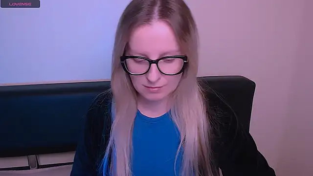 AllaLeomz online show from 11-05-25, 08:03