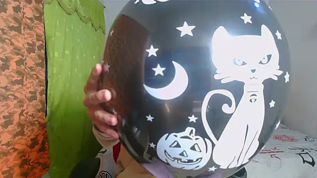 kyam  online show from 10-17-25, 10:45