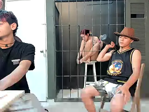 Snapshot of Prison_orgasmo chatting on 10-15-25, 11:10 Prison orgasmo online show from 10-15-25, 11:10
