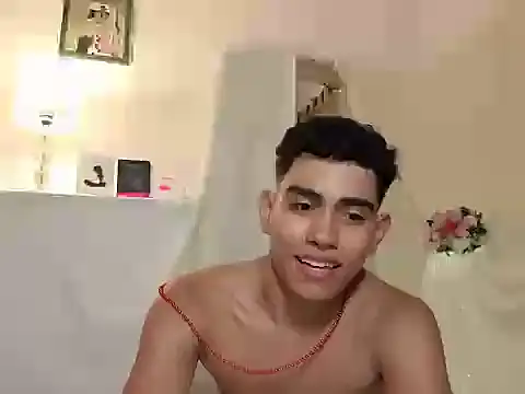 Yamilk101 online show from 10-26-25, 03:23