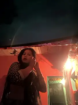 Snapshot of Ragni_bhargav chatting on 10-21-25, 07:03 Ragni bhargav online show from 10-21-25, 07:03