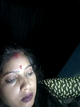 Snapshot of Ragni_bhargav chatting on 10-24-25, 04:03 Ragni bhargav online show from 10-24-25, 04:03