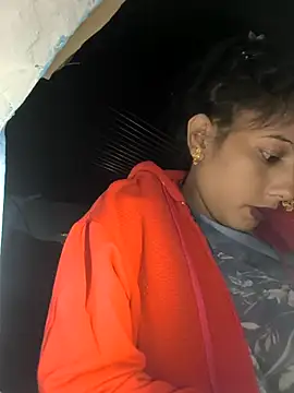 Snapshot of Ragni_bhargav chatting on 11-16-25, 06:57 Ragni bhargav online show from 11-16-25, 06:57