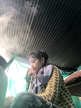 Snapshot of Ragni_bhargav chatting on 11-19-25, 03:06 Ragni bhargav online show from 11-19-25, 03:06