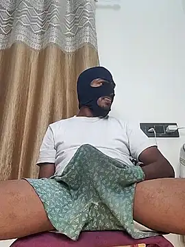 Snapshot of Mysterious_Prince chatting on 11-29-25, 07:17 Mysterious Prince online show from 11-29-25, 07:17