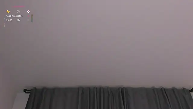 Snapshot of NadiaGnegy chatting on 10-26-25, 01:28 NadiaGnegy online show from 10-26-25, 01:28