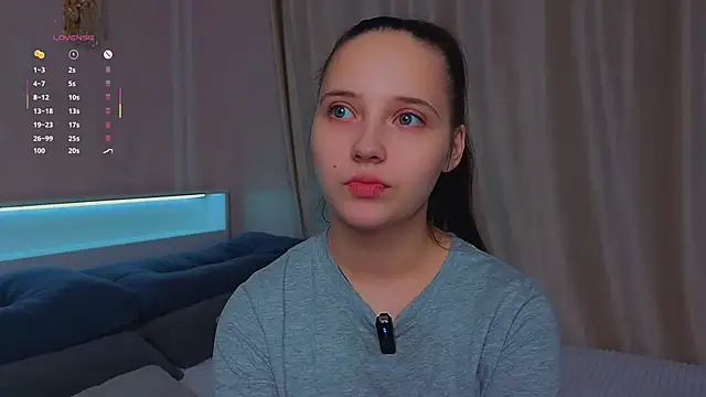 Snapshot of NadiaGnegy chatting on 11-03-25, 02:07 NadiaGnegy online show from 11-03-25, 02:07