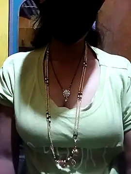 Snapshot of Deepa_telugu chatting on 11-01-25, 05:26 Deepa telugu online show from 11-01-25, 05:26