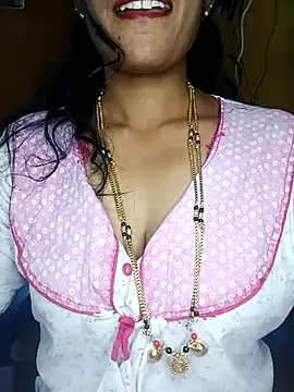 Snapshot of Deepa_telugu chatting on 11-13-25, 05:23 Deepa telugu online show from 11-13-25, 05:23