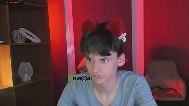 Snapshot of jordi_ser chatting on 11-19-25, 01:27 jordi ser online show from 11-19-25, 01:27