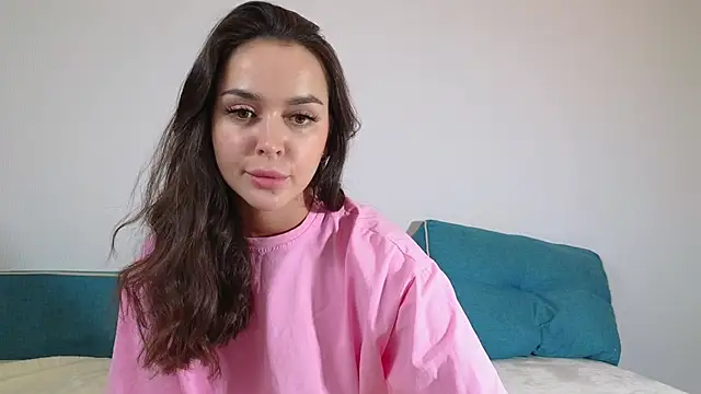 Snapshot of SashaOrlova chatting on 10-19-25, 09:43 SashaOrlova online show from 10-19-25, 09:43