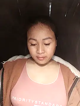 Snapshot of Spring-mky chatting on 11-26-25, 05:08 Spring-mky online show from 11-26-25, 05:08