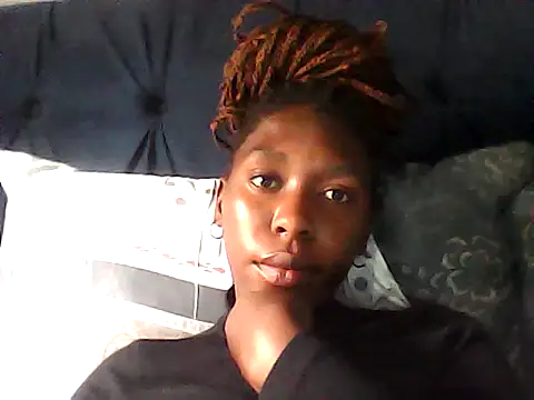 Snapshot of sexysmalldaily04 chatting on 10-16-25, 08:37 sexysmalldaily04 online show from 10-16-25, 08:37