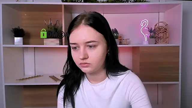 Snapshot of miki_ti chatting on 11-05-25, 06:02 miki ti online show from 11-05-25, 06:02