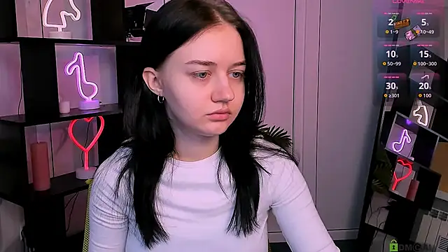 Snapshot of miki_ti chatting on 11-09-25, 06:01 miki ti online show from 11-09-25, 06:01