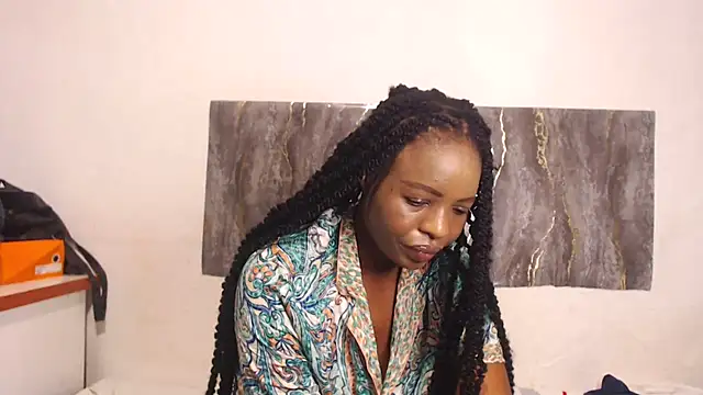 Snapshot of TallEbonyBabe chatting on 11-28-25, 03:31 TallEbonyBabe online show from 11-28-25, 03:31