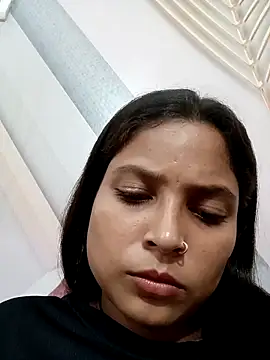Snapshot of Anshika1431 chatting on 10-18-25, 08:37 Anshika1431 online show from 10-18-25, 08:37