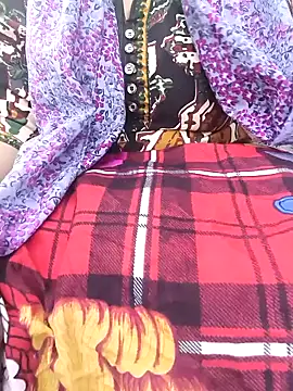 Anshika1431 online show from 12-15-25, 08:18