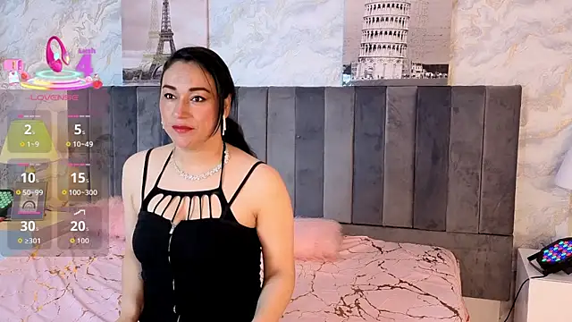 Snapshot of Elizabeth_bennett_6 chatting on 11-30-25, 11:36 Elizabeth bennett 6 online show from 11-30-25, 11:36