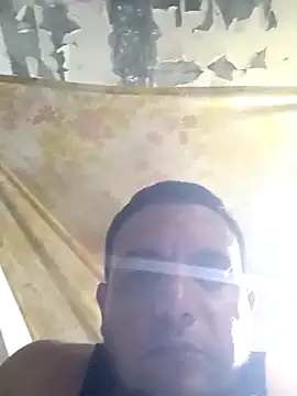 Snapshot of Cogelonregio chatting on 11-01-25, 07:49 Cogelonregio online show from 11-01-25, 07:49