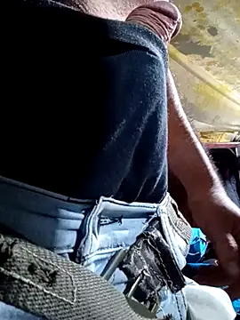 Snapshot of Cogelonregio chatting on 11-15-25, 10:45 Cogelonregio online show from 11-15-25, 10:45