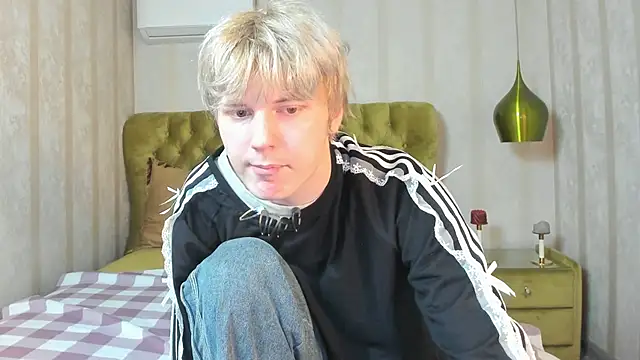 KevinMilky online show from 10-17-25, 02:41