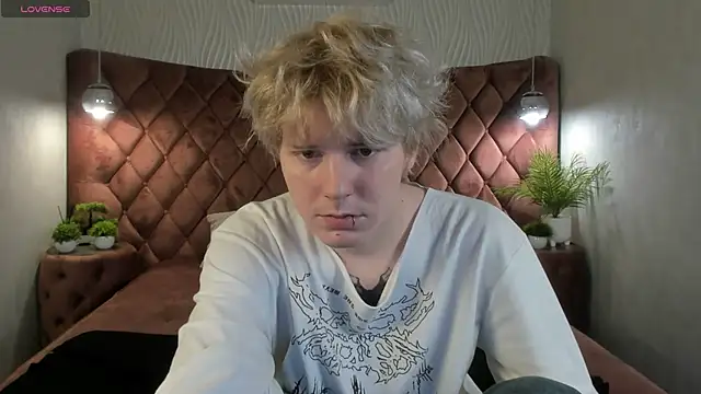 KevinMilky online show from 11-20-25, 02:39