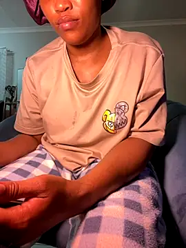 Snapshot of WaterMommy chatting on 11-01-25, 05:48 WaterMommy online show from 11-01-25, 05:48