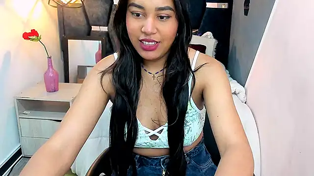 Snapshot of Rachel__Jonees chatting on 10-26-25, 12:22 Rachel Jonees online show from 10-26-25, 12:22